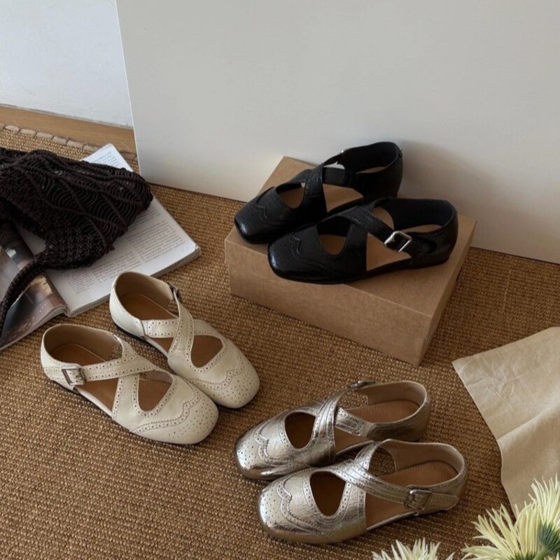 Retro Floral Carving Flat Bott - Mary Jane Shoes 评论和价格